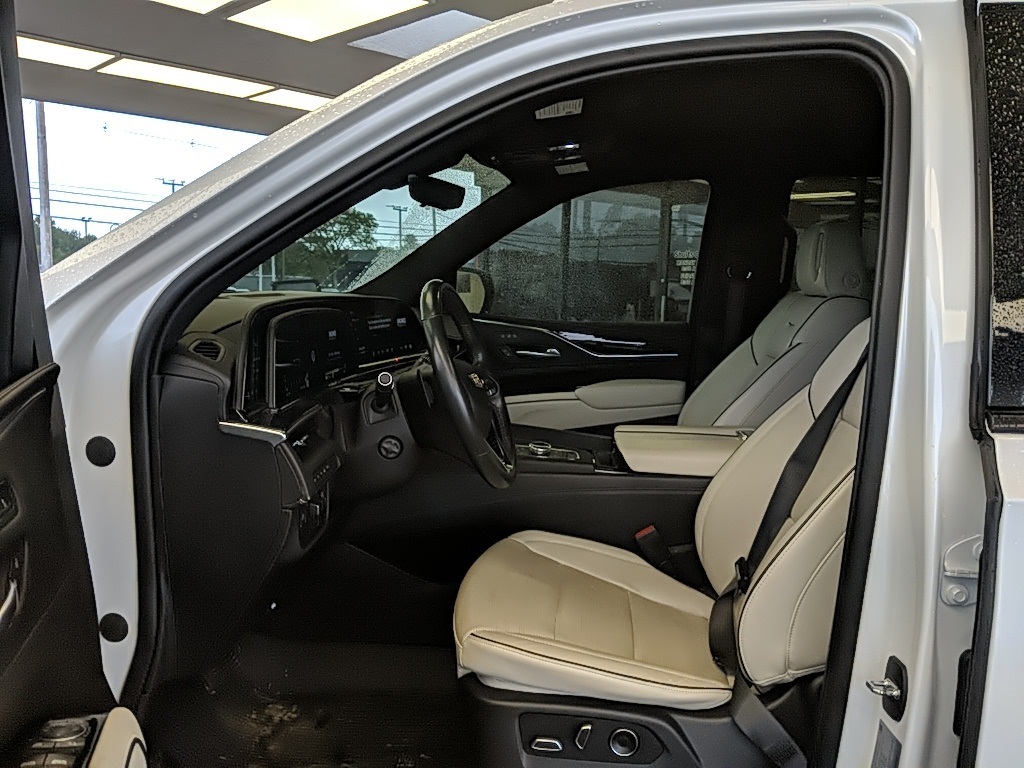 2021 Cadillac Escalade Sport photo 5