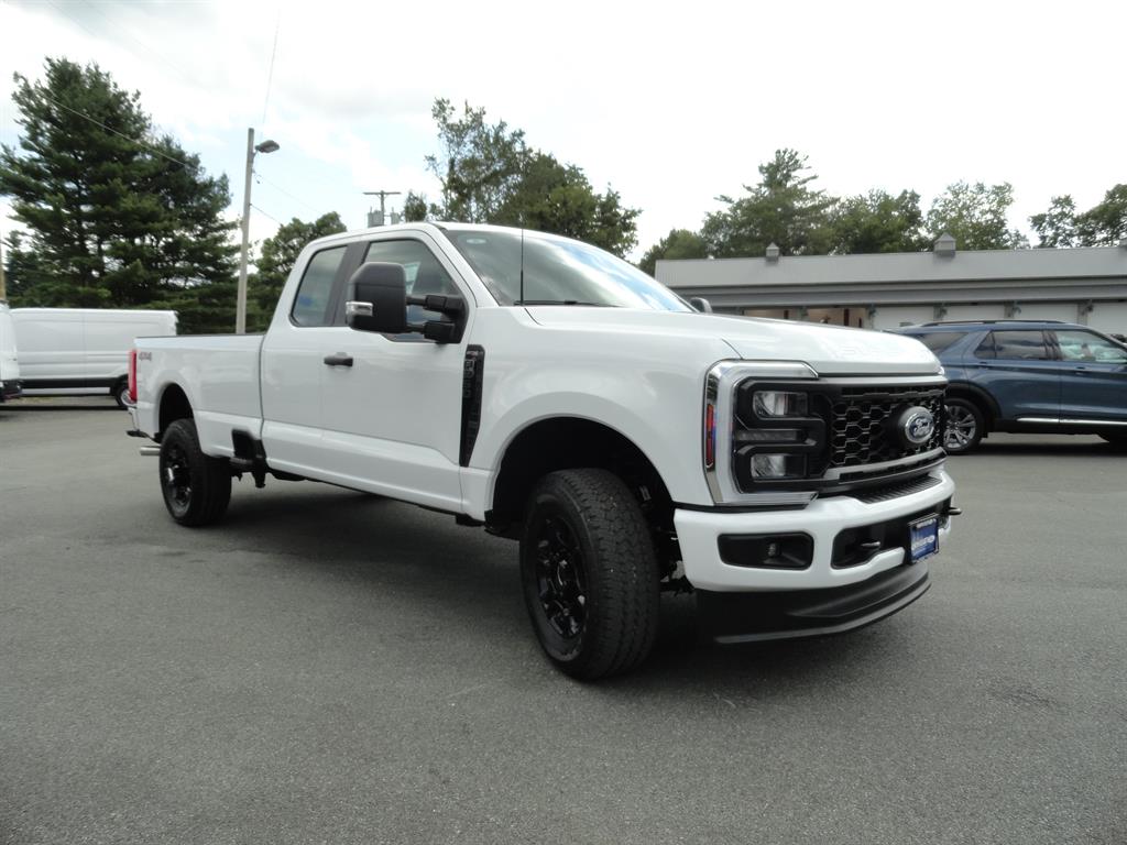 2026 Ford F-250 photo 3