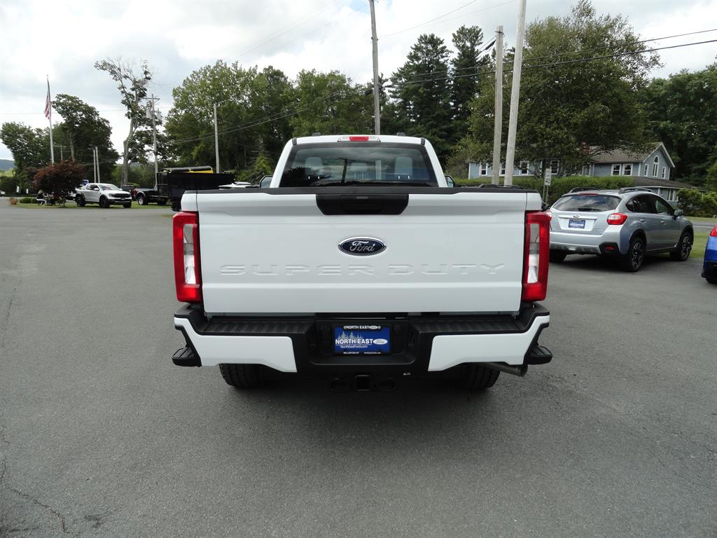2026 Ford F-250 photo 6