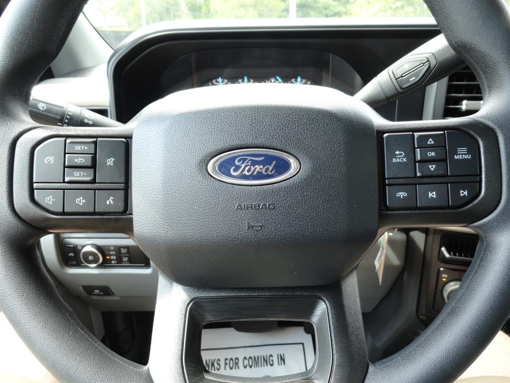 2026 Ford F-250 photo 14