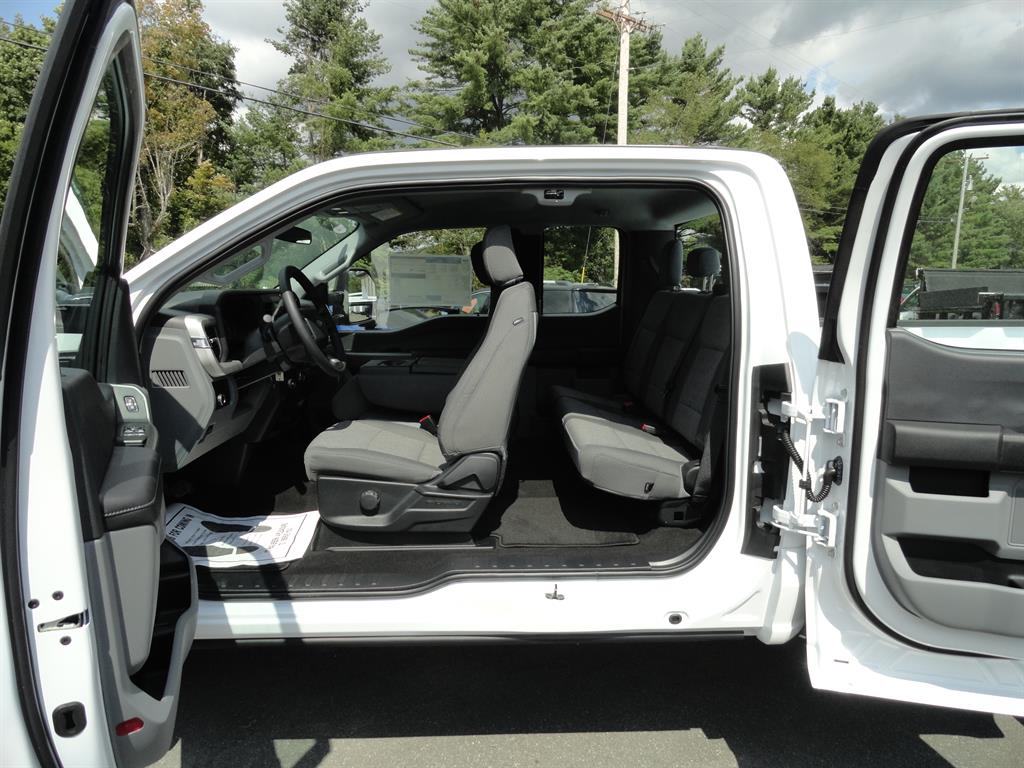 2026 Ford F-250 photo 18