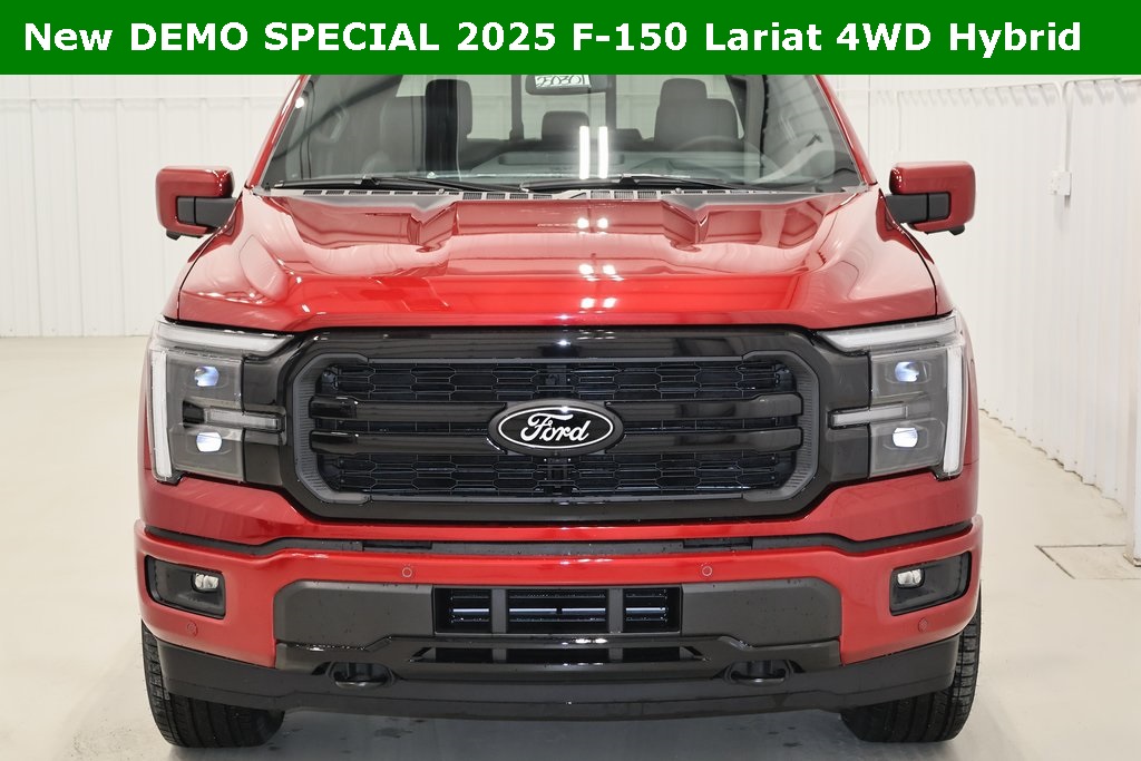 2025 Ford F-150 Lariat photo 3