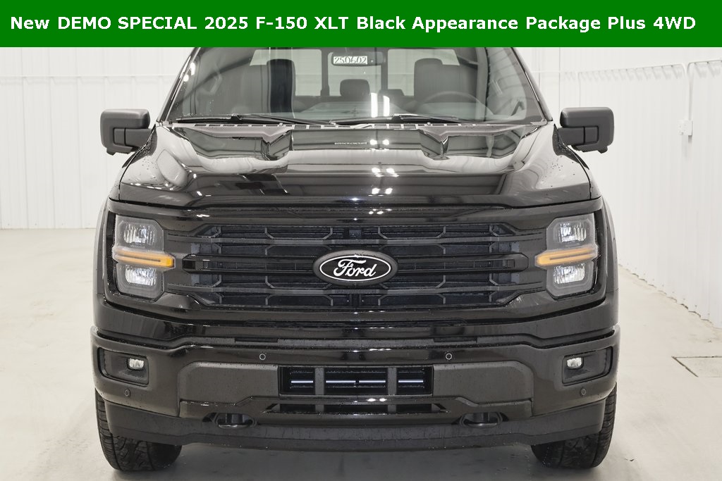 2025 Ford F-150 XLT photo 3