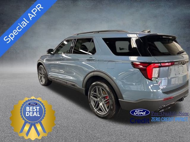 2025 Ford Explorer ST-Line photo 3
