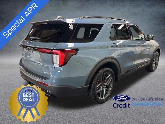 2025 Ford Explorer ST-Line photo 5