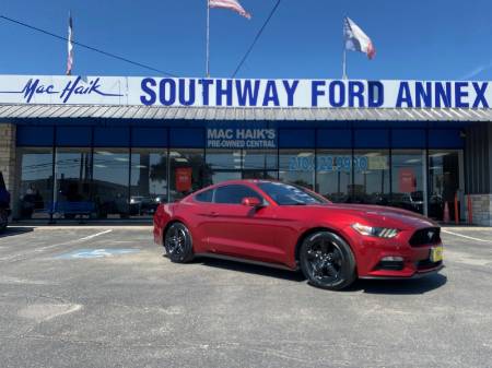 2015 Ford Mustang V6