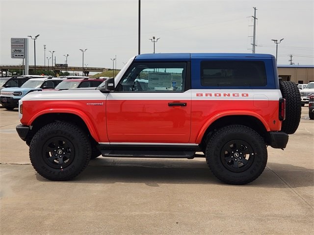 2025 Ford Bronco First Edition photo 3
