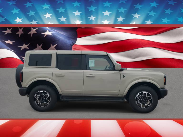 2025 Ford Bronco Outer Banks