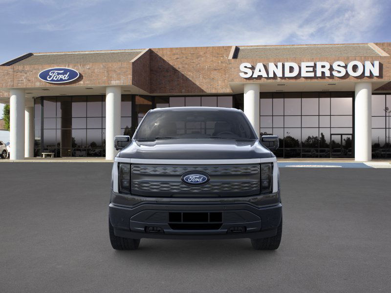 2025 Ford F-150 Lightning Lariat photo 5