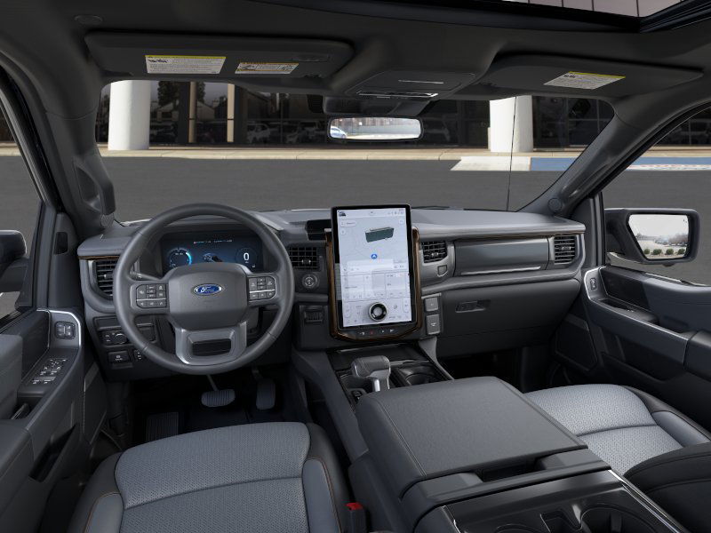 2025 Ford F-150 Lightning Lariat photo 7