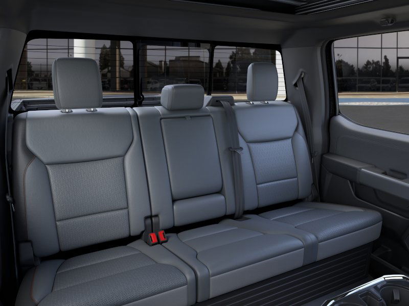 2025 Ford F-150 Lightning Lariat photo 9
