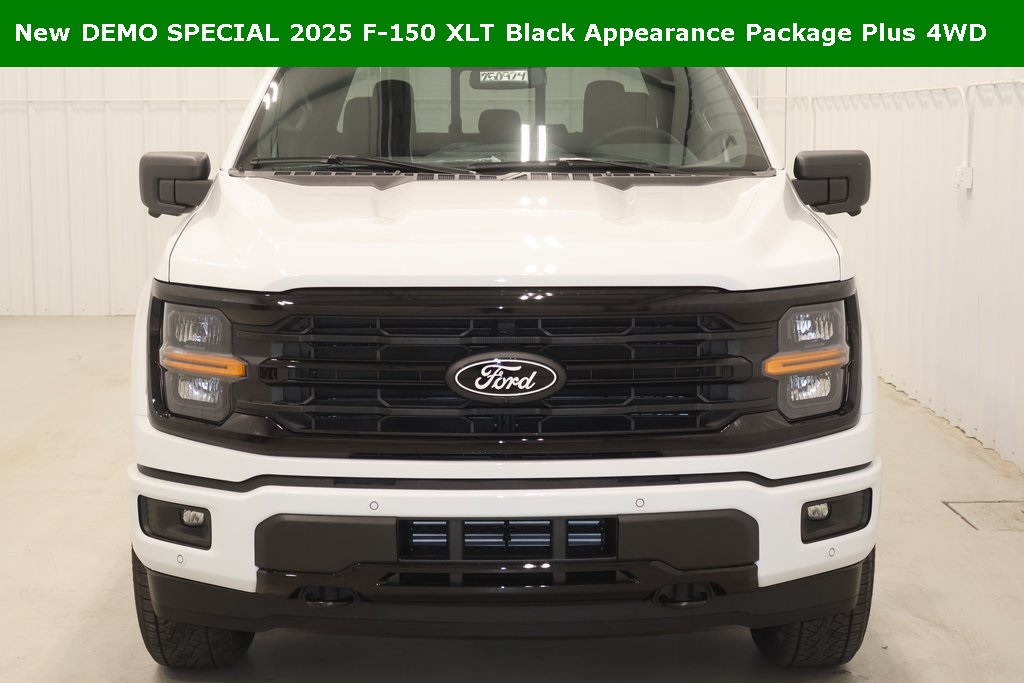 2025 Ford F-150 XLT photo 3