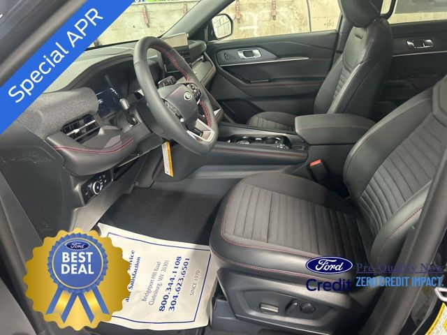2025 Ford Explorer ST-Line photo 9