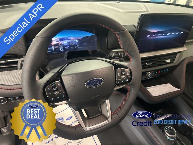 2025 Ford Explorer ST-Line photo 15