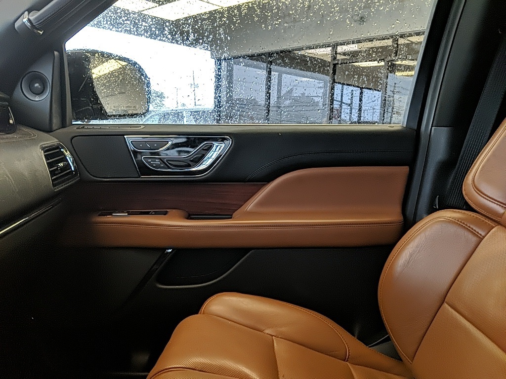 2021 Lincoln Navigator Reserve photo 17