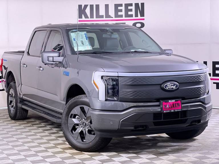 2025 Ford F-150 Lightning Flash