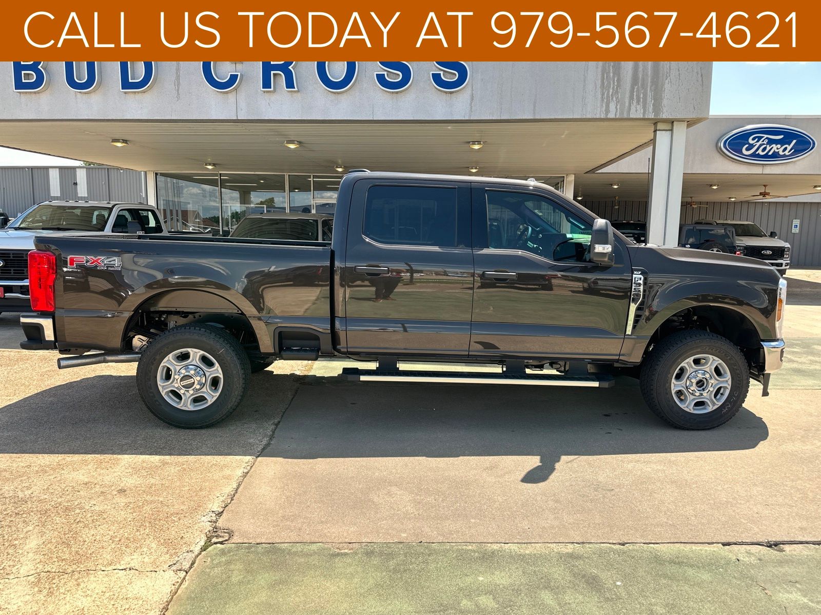 2025 Ford F-350 XLT photo 8