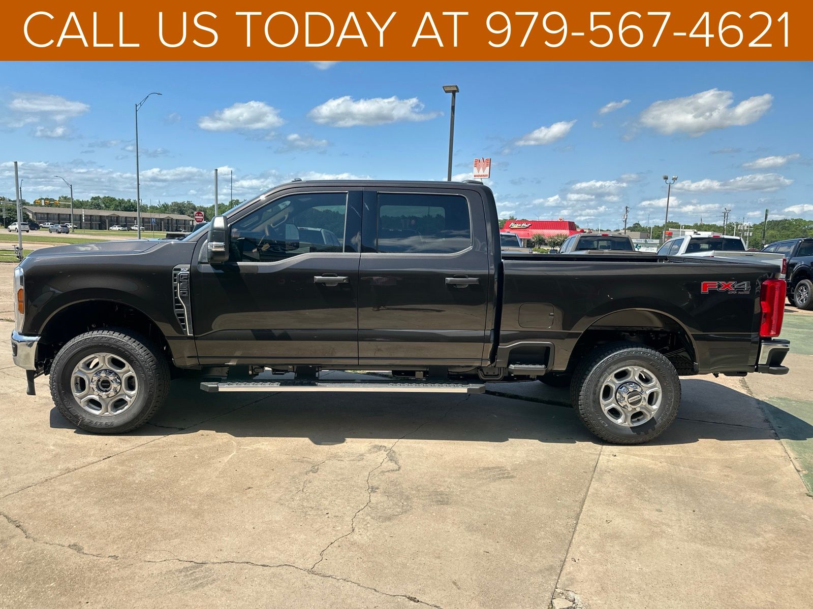 2025 Ford F-350 XLT photo 9