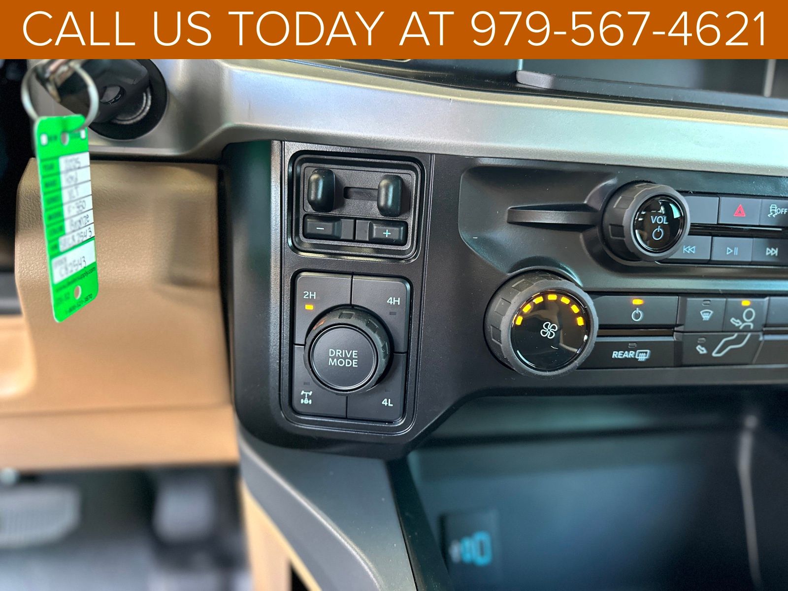 2025 Ford F-350 XLT photo 24