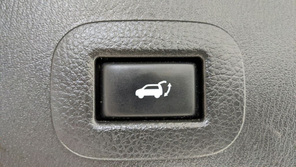 2014 Infiniti QX80 Base photo 39