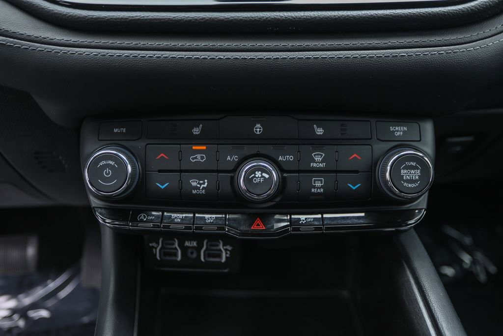 2023 Dodge Durango SXT photo 16