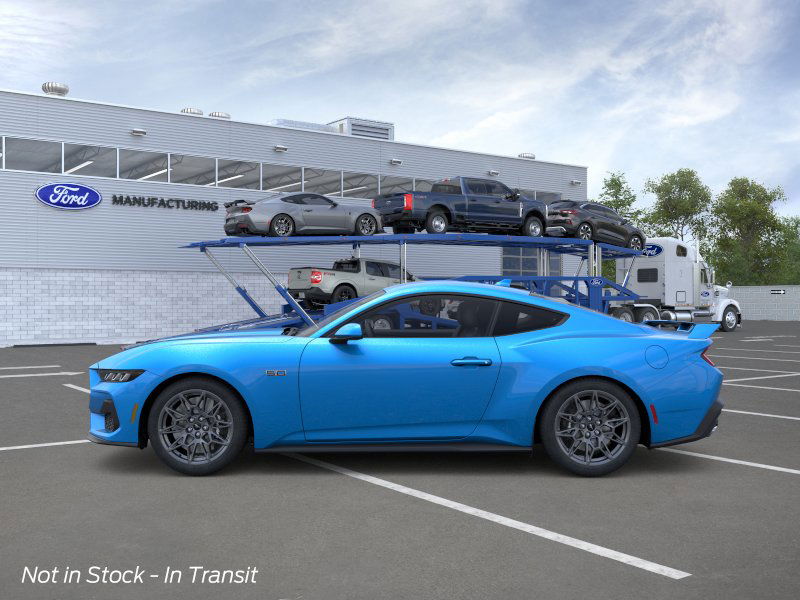 2025 Ford Mustang GT photo 3
