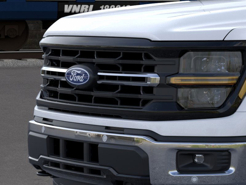 2025 Ford F-150 XLT photo 17