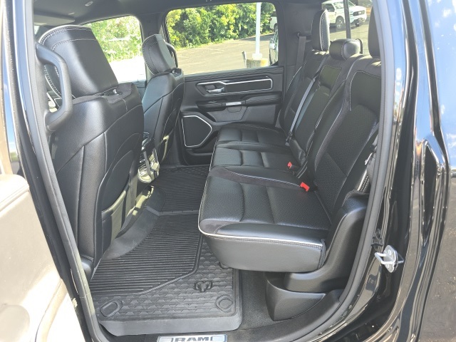 2022 Ram 1500 Laramie photo 2