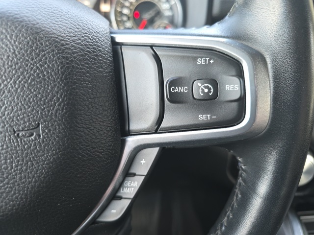 2022 Ram 1500 Laramie photo 17