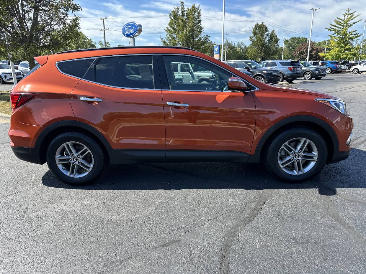 Used 2018 Hyundai Santa Fe Sport with VIN 5XYZU3LB7JG520931 for sale in Old Mill Creek, IL