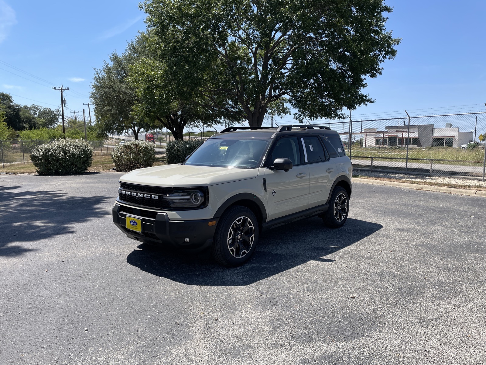 2025 Ford Bronco Sport Outer Banks's photo