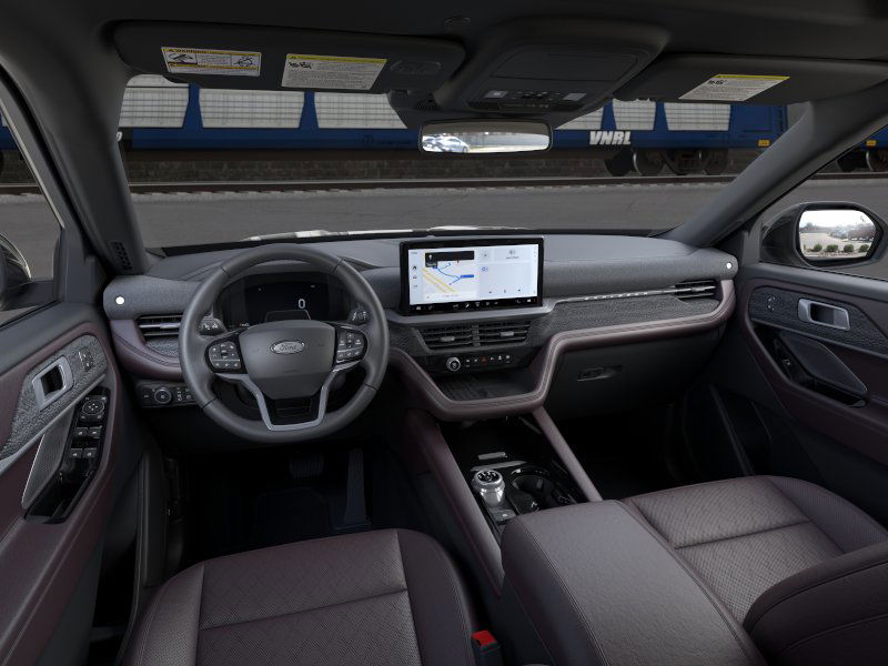 2025 Ford Explorer Platinum photo 6