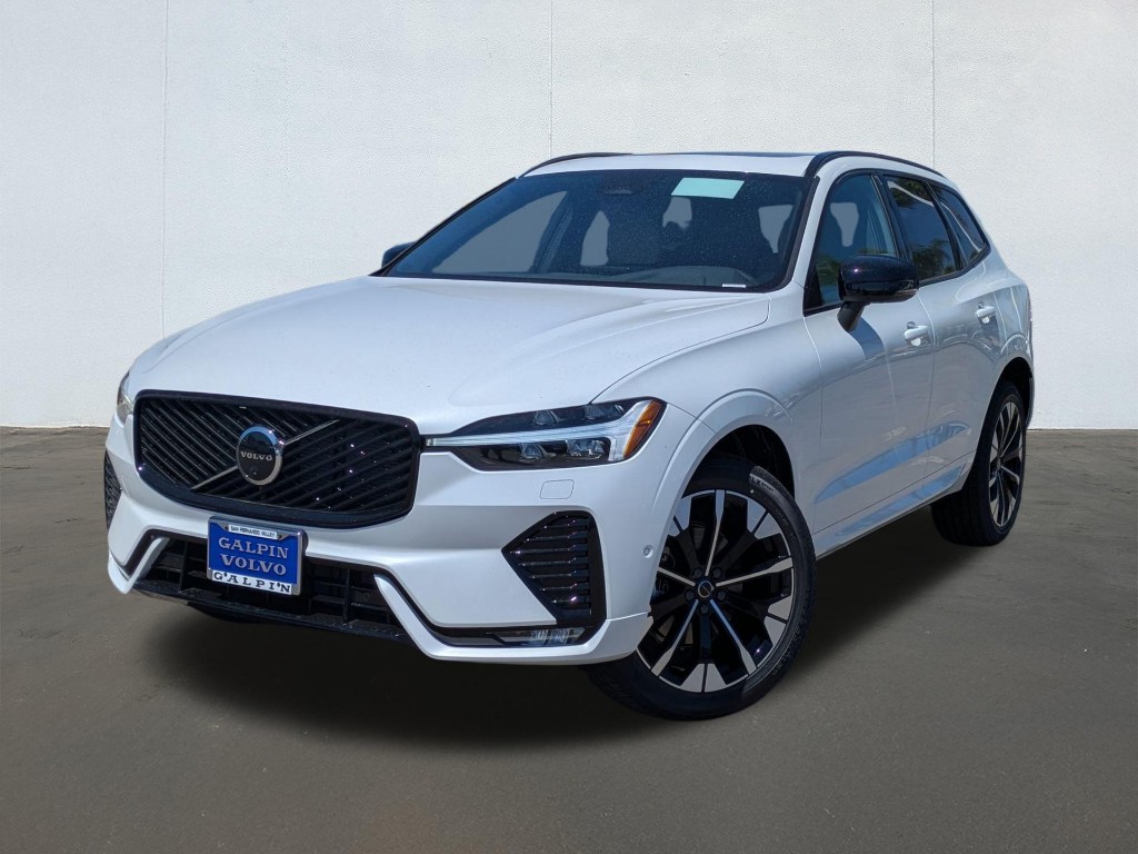 2026 Volvo XC60 B5 Plus