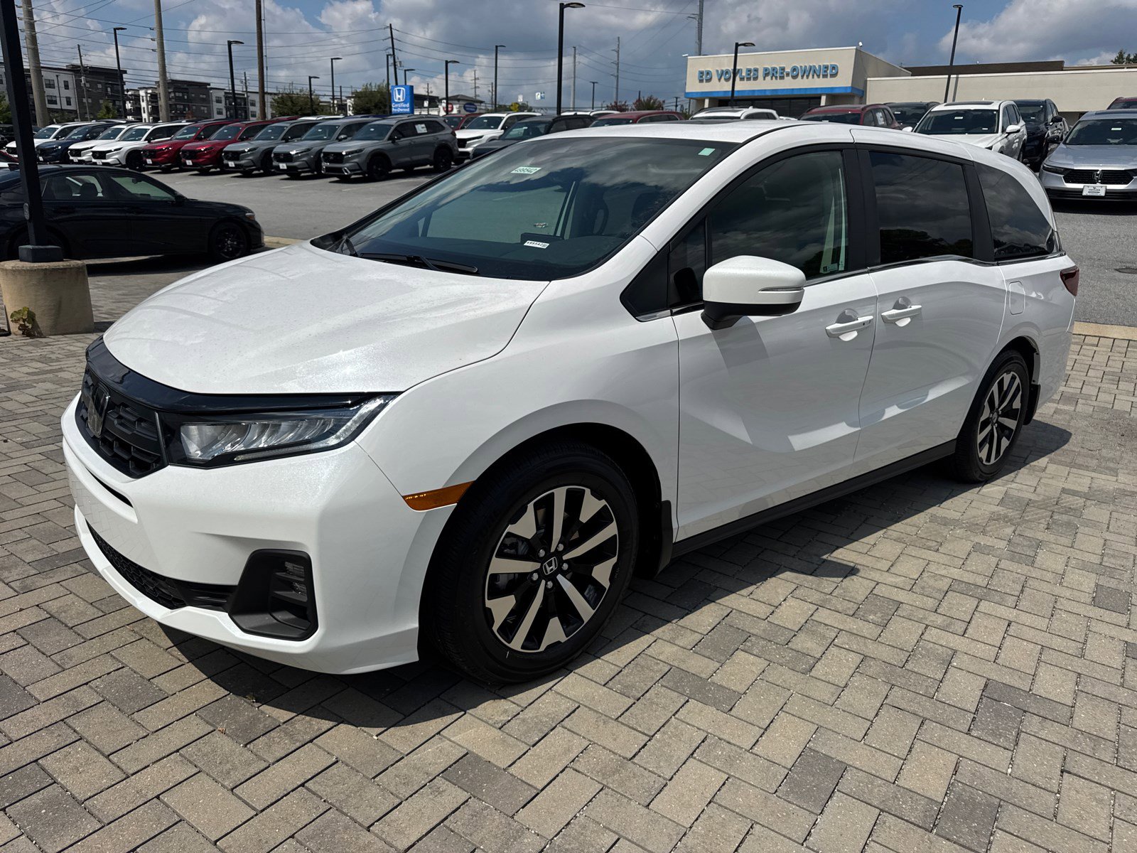 2026 Honda Odyssey EX-L photo 3