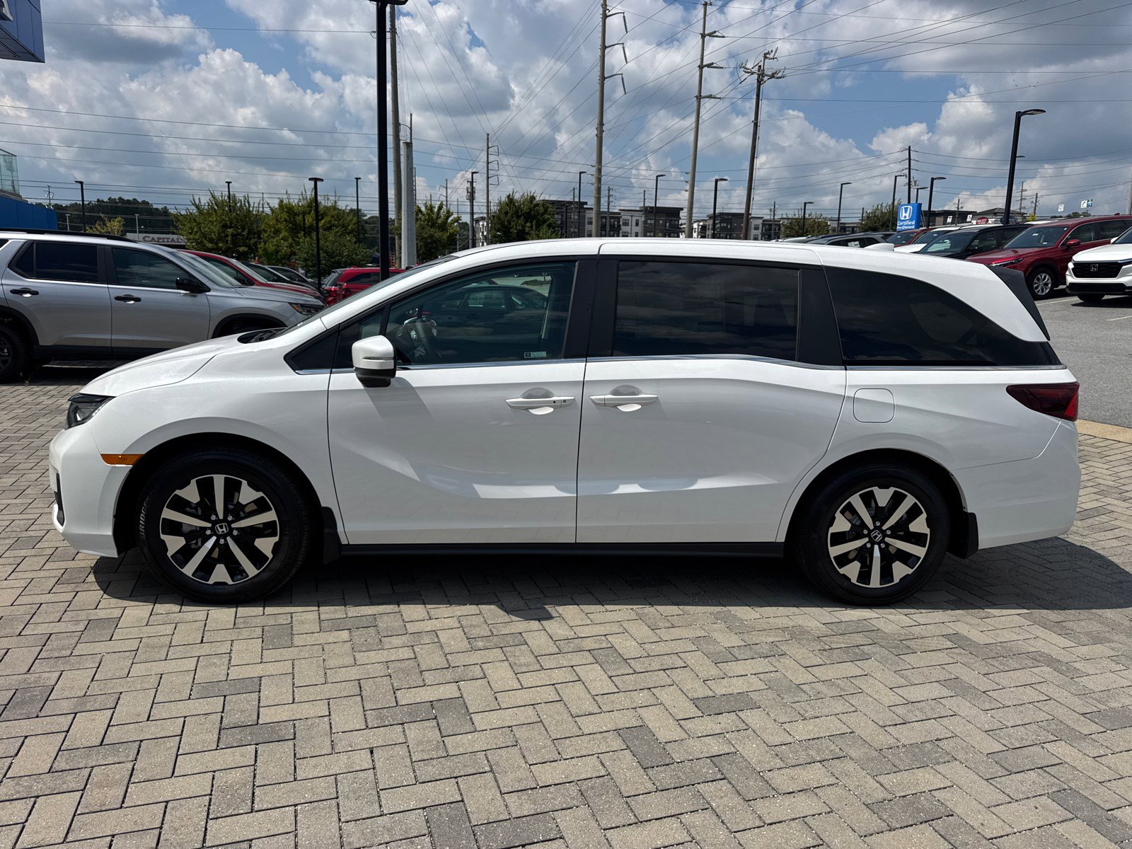 2026 Honda Odyssey EX-L photo 4