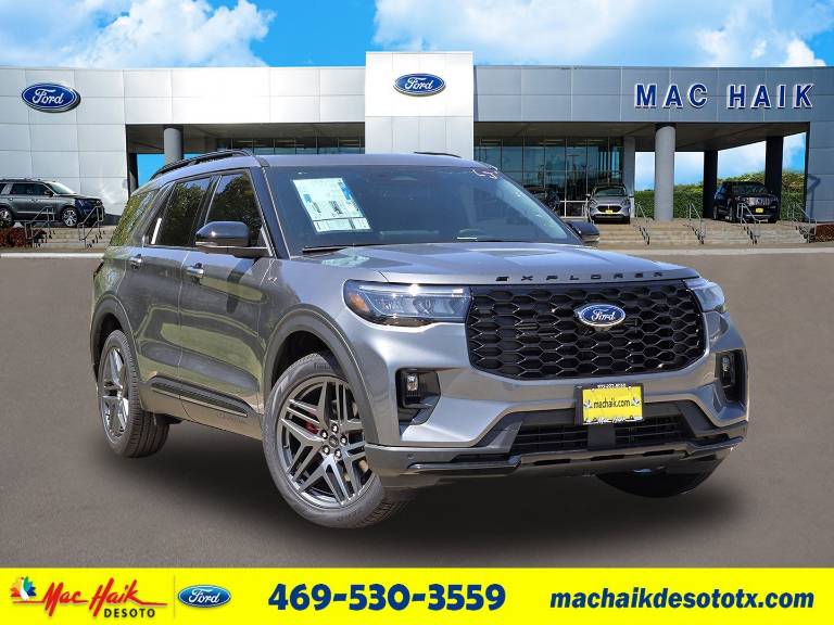 2025 Ford Explorer ST-Line