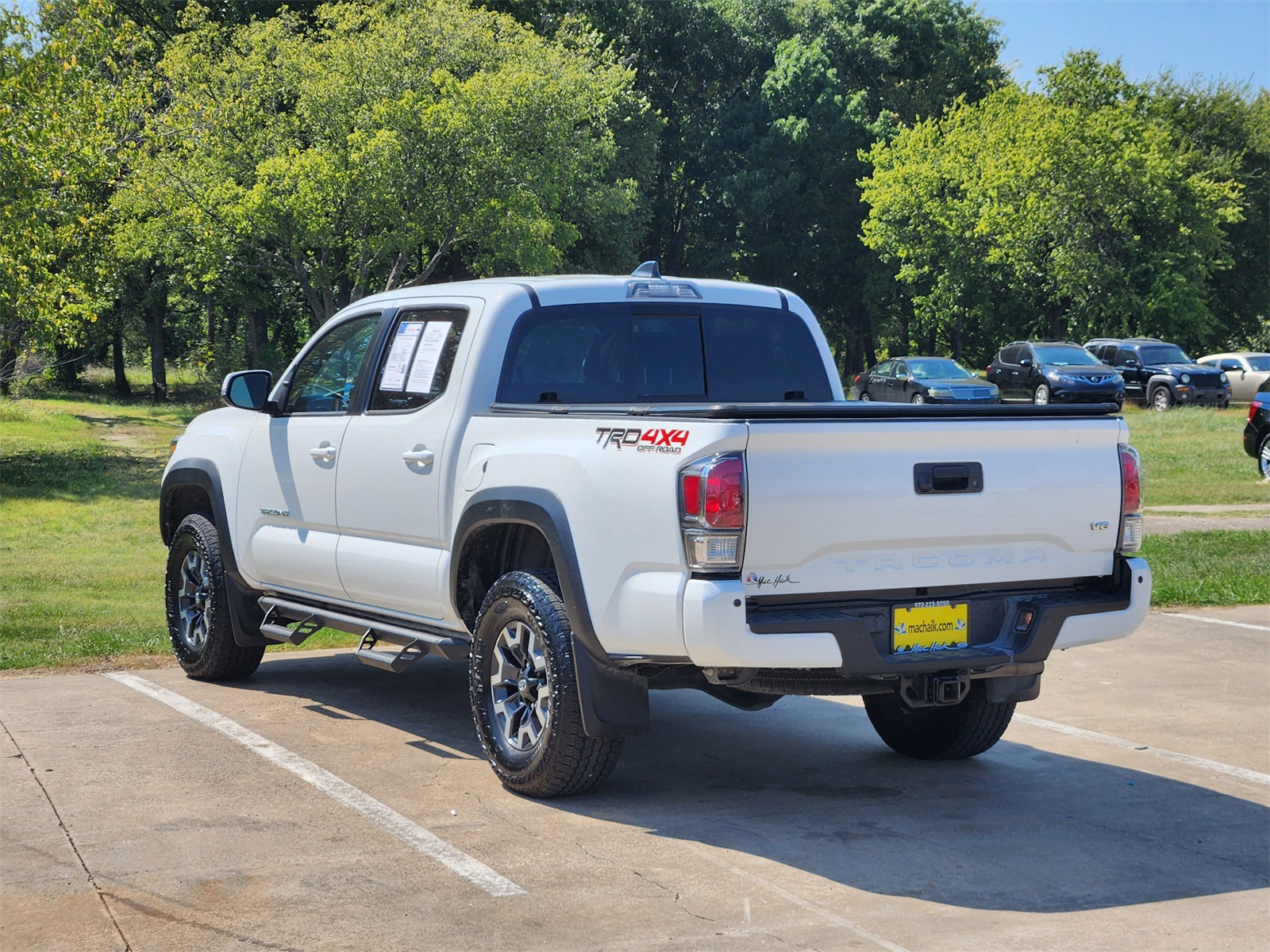 2023 Toyota Tacoma TRD Off-Road photo 4