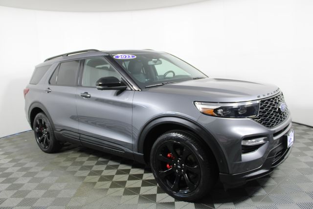 Used 2022 Ford Explorer ST with VIN 1FM5K8GC6NGC21157 for sale in Kansas City