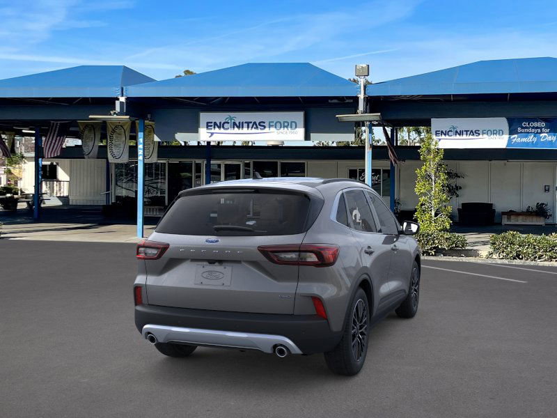 2025 Ford Escape photo 7