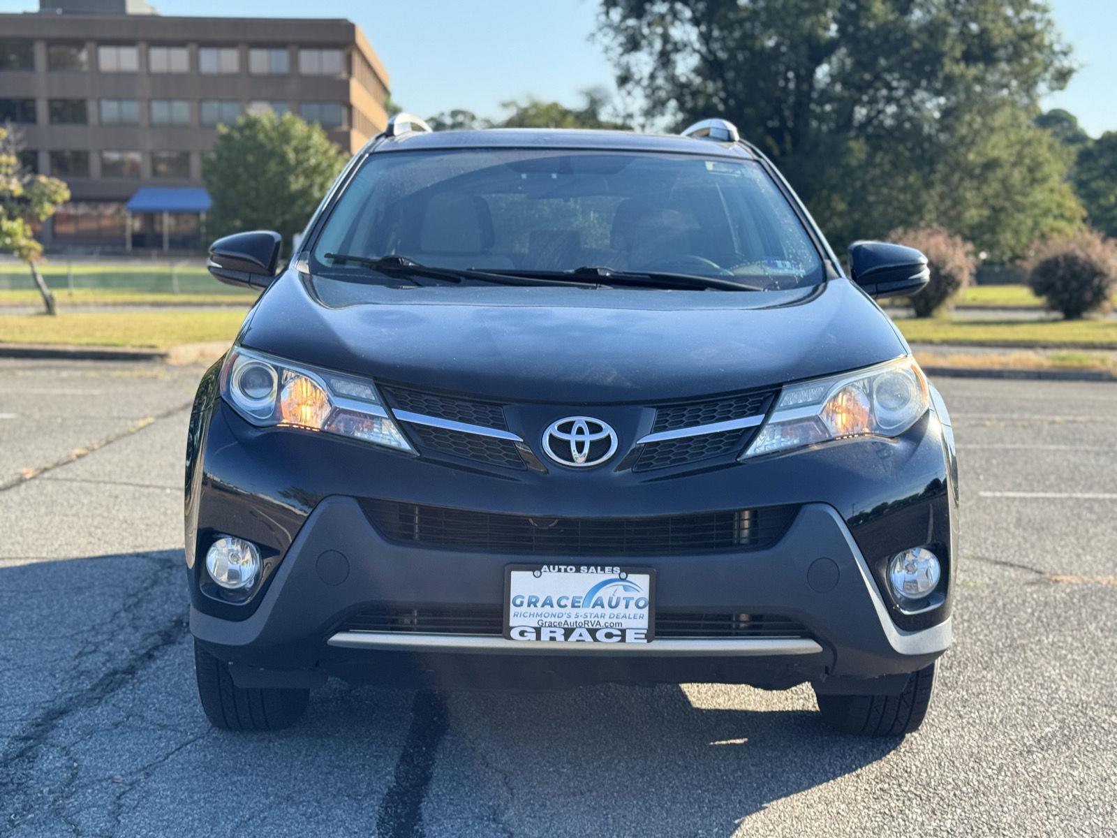 2013 Toyota RAV4 XLE photo 10