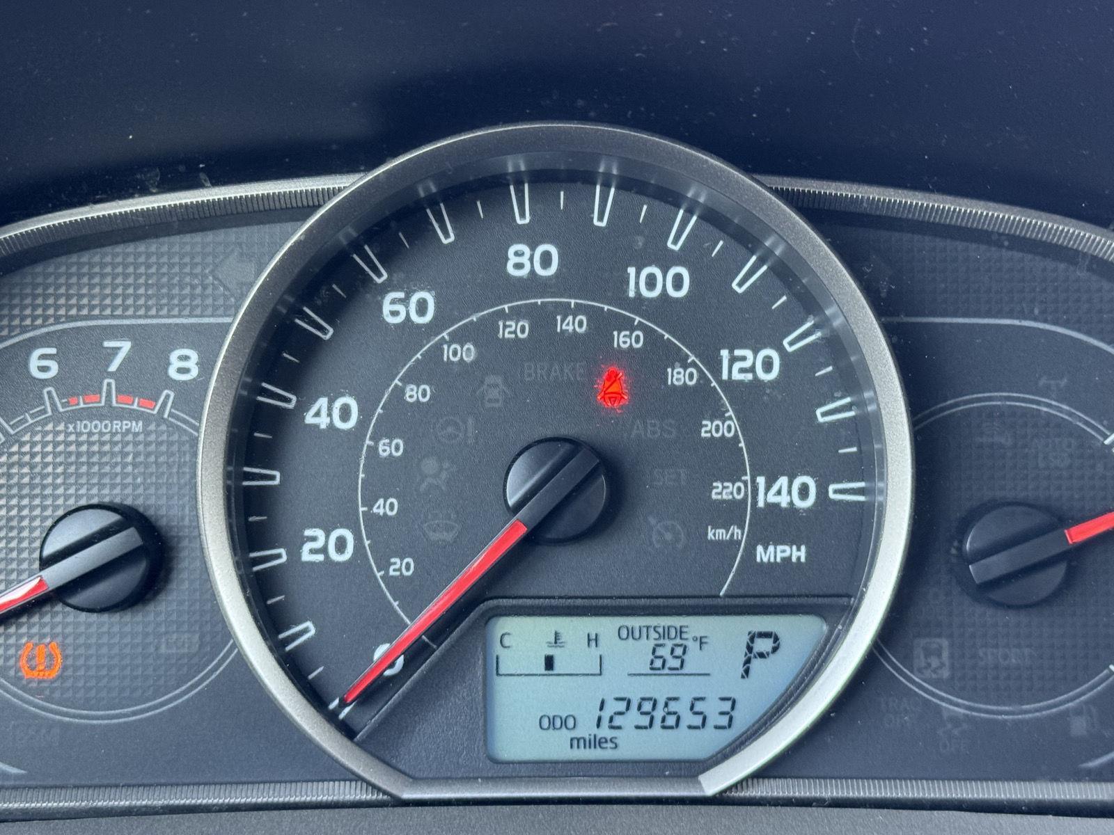 2013 Toyota RAV4 XLE photo 19