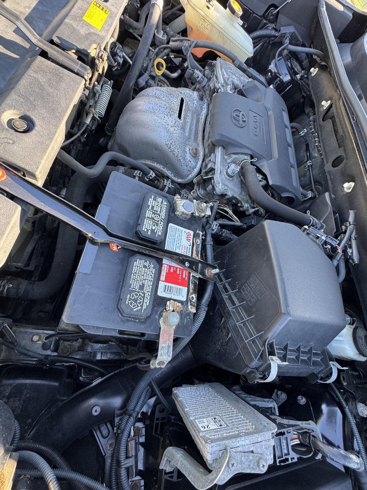 2013 Toyota RAV4 XLE photo 28