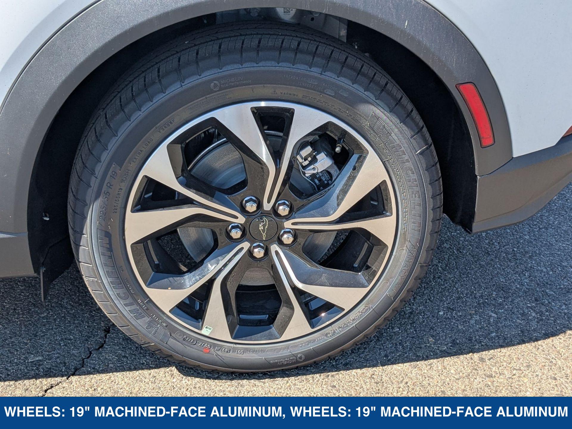 2025 Ford Mustang Mach-E Select photo 12