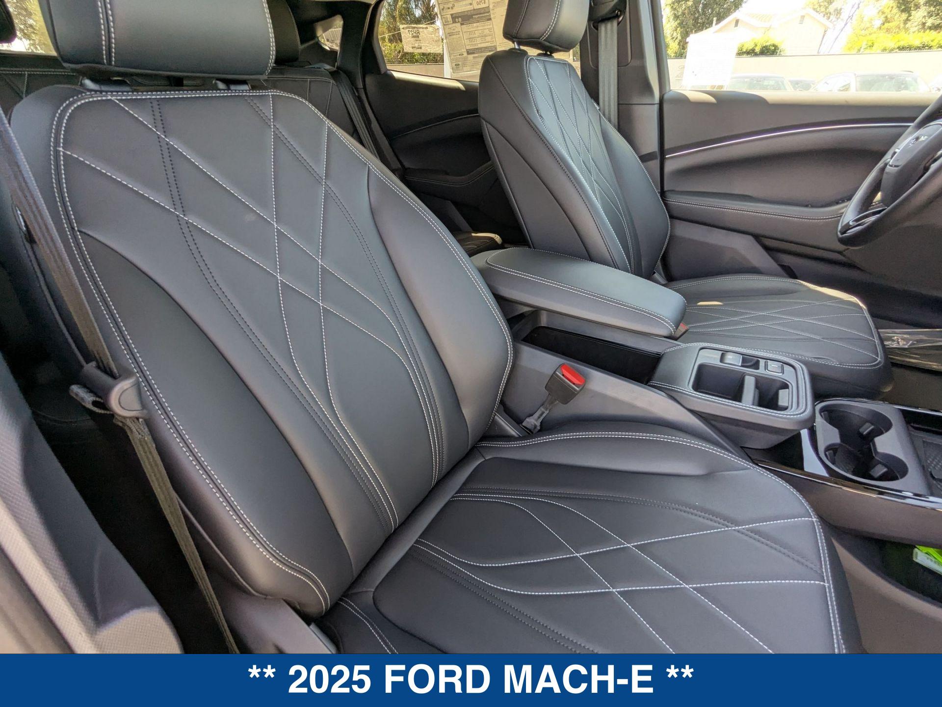2025 Ford Mustang Mach-E Select photo 22