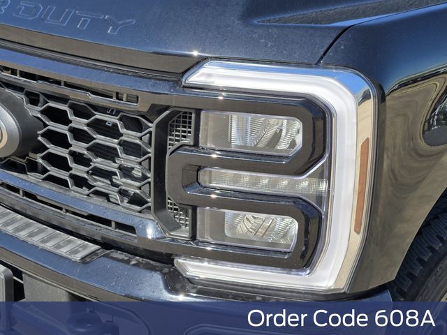 2025 Ford F-250 Lariat photo 5