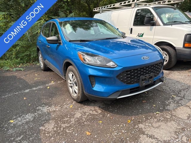 2020 Ford Escape S photo 2