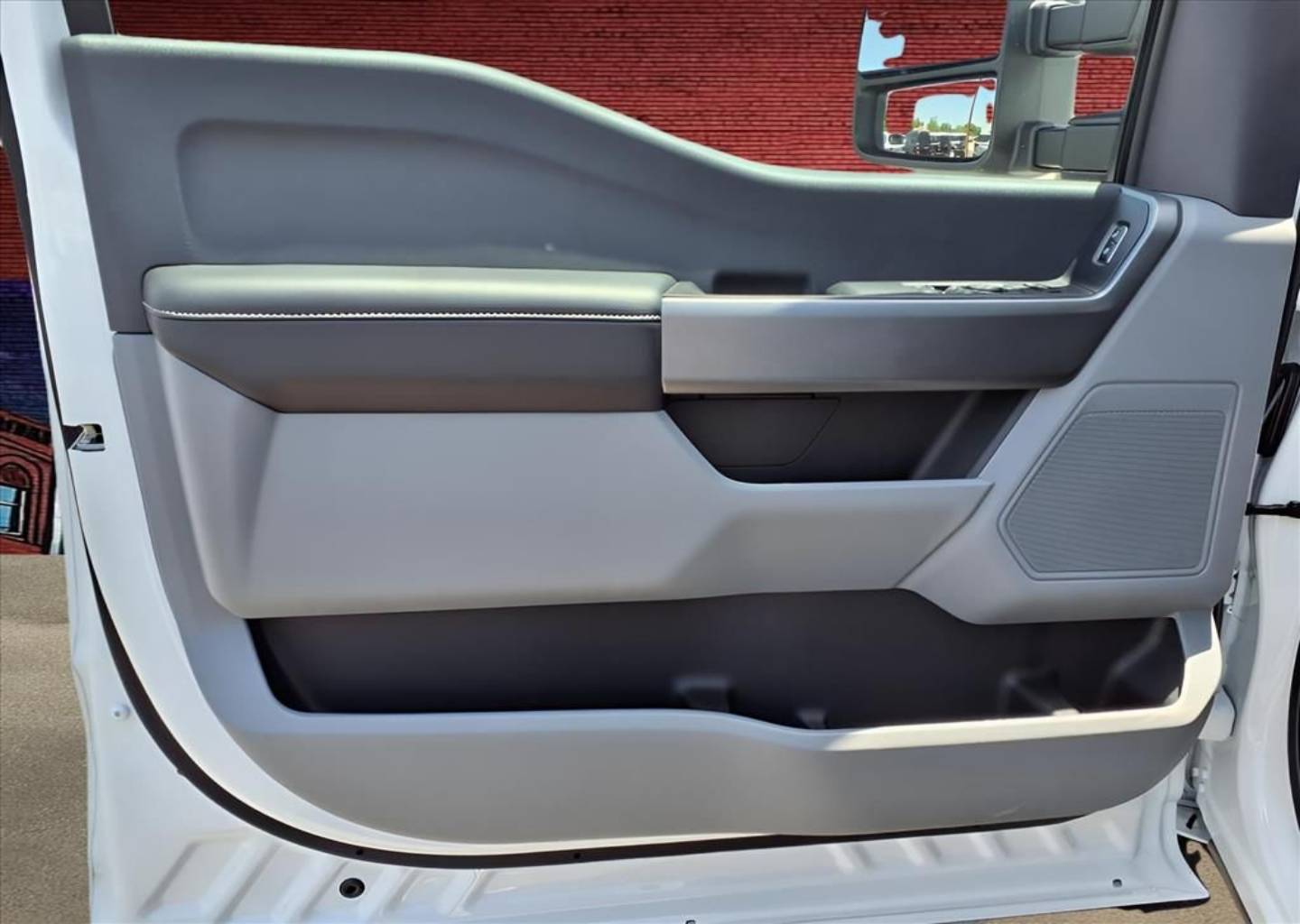 2025 Ford F-350 Super Duty XLT - Photo 21