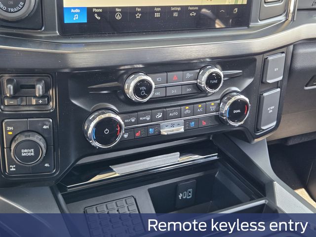 2025 Ford F-250 Lariat photo 13