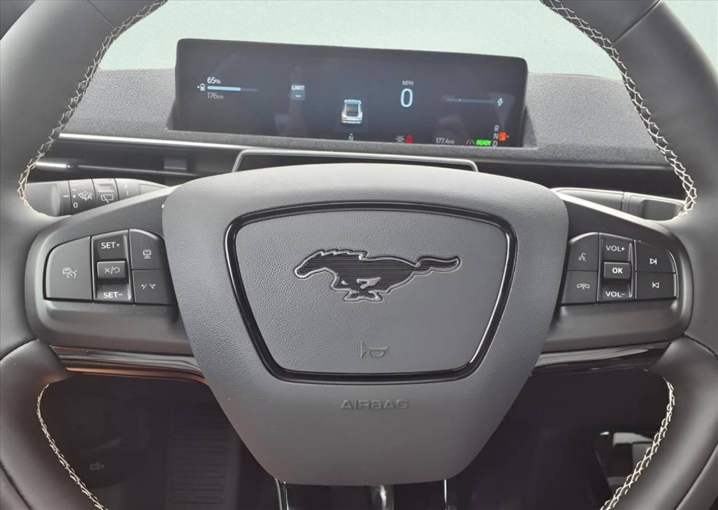 2025 Ford Mustang Mach-E GT - Photo 20