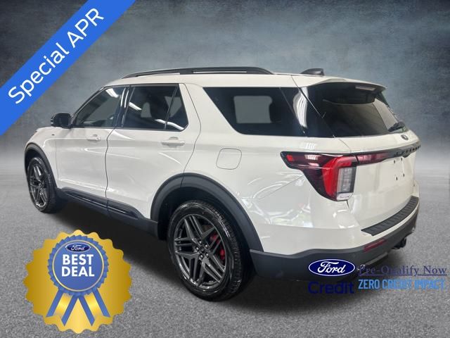 2025 Ford Explorer ST-Line photo 3